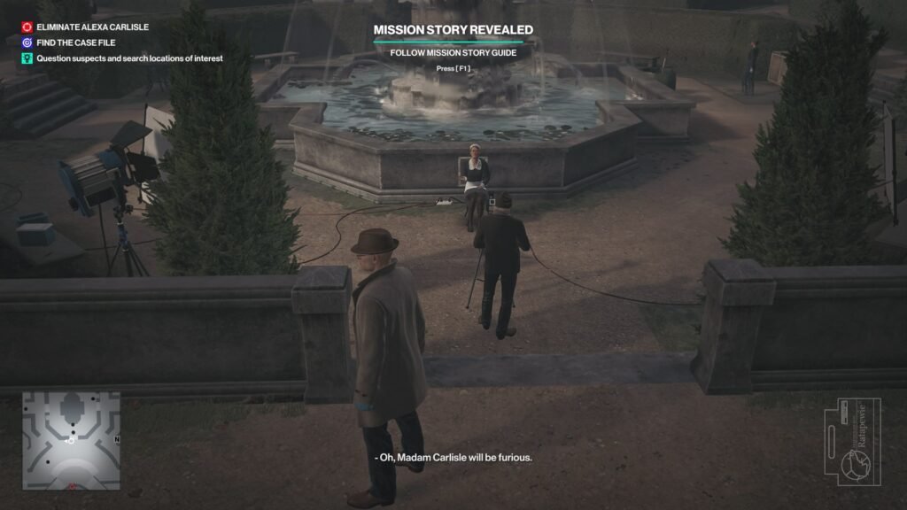 Hitman 3 Agent 47 watches interview by fountain courtyard